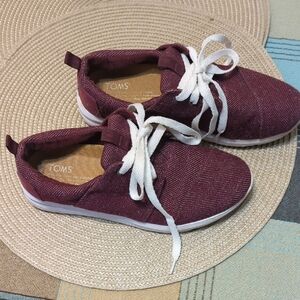TOMS Burgundy Sneakers with White Laces